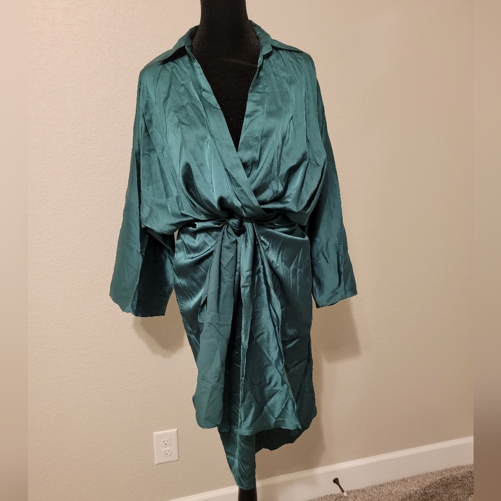 Baltic born- faux wrap midi satin dress NWT